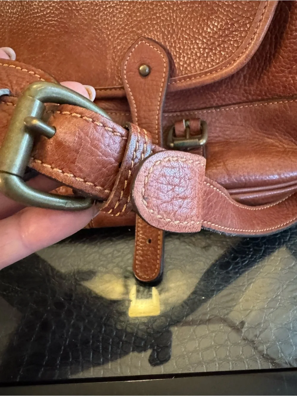 Levenger Tusting Clipper Leather Messenger Bag Made In England